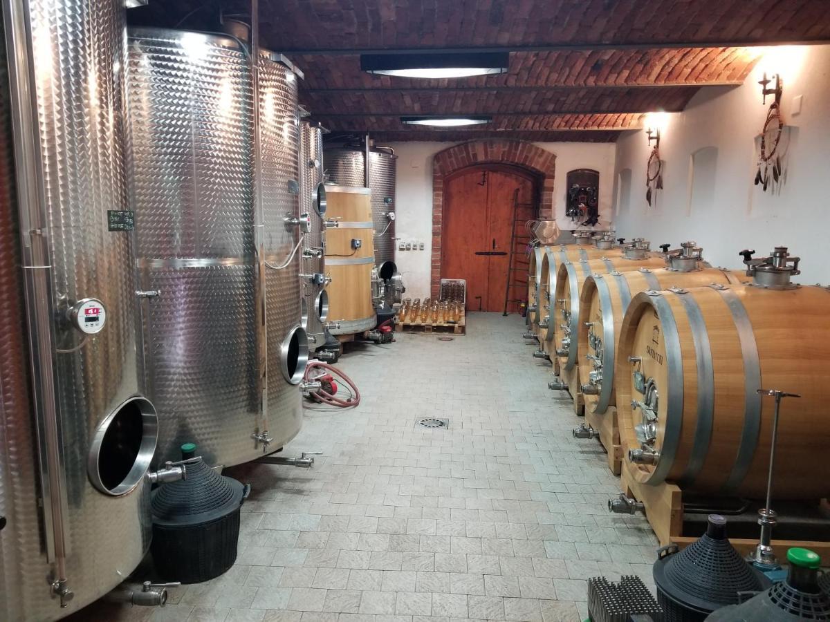 Wellness B&B Winery Sontacchi Kutjevo Eksteriør billede