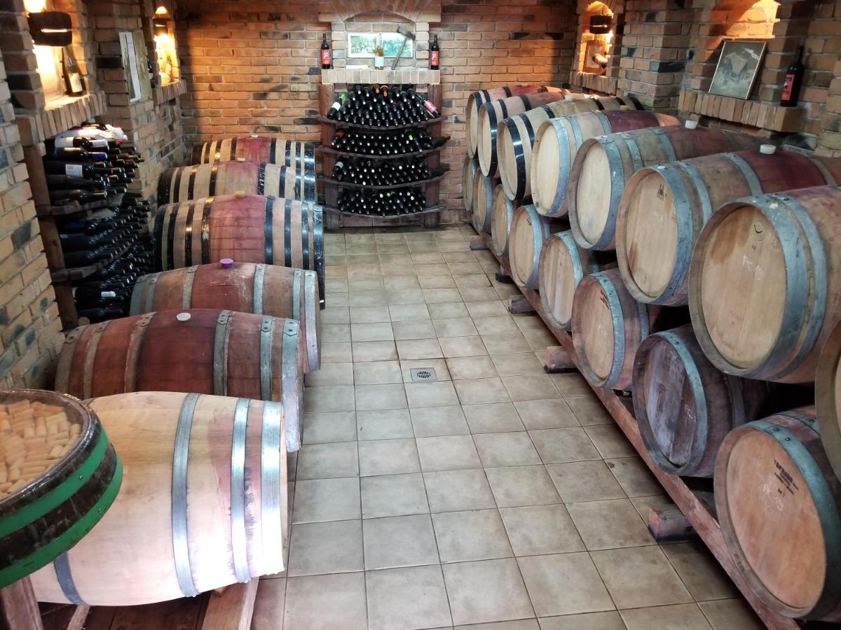 Wellness B&B Winery Sontacchi Kutjevo Eksteriør billede